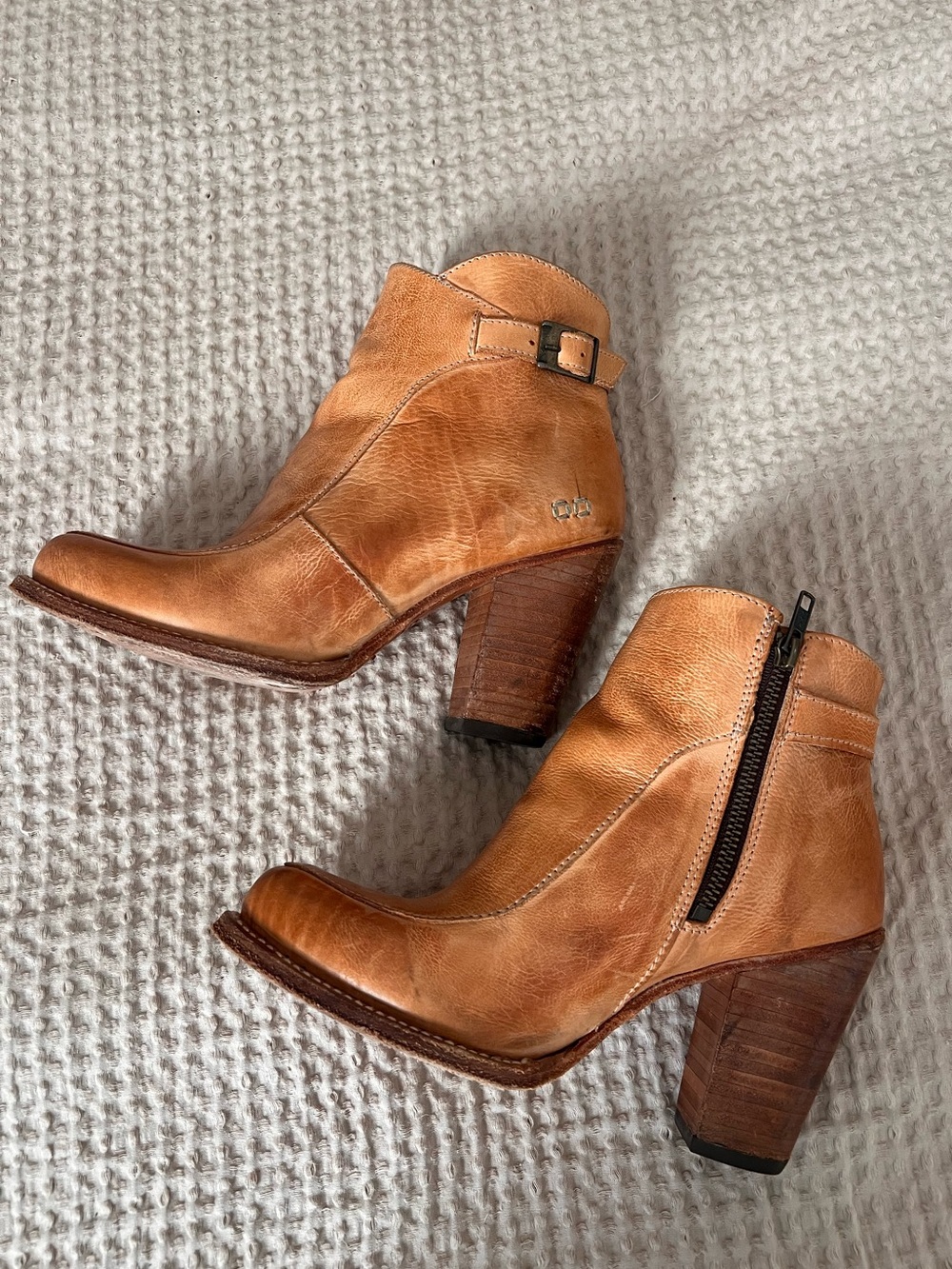 BED STU Isla Leather Western Ankle Booties Size 8 Tan  Excellent Condition $275